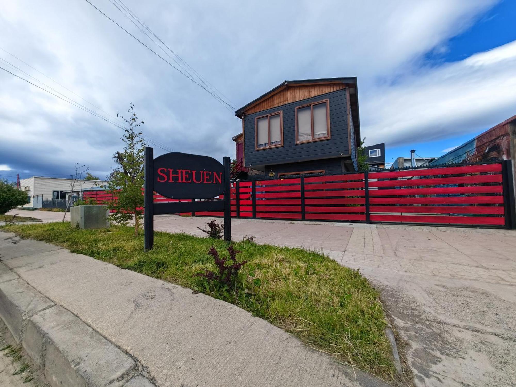 Sheuen Patagonia Vandrehjem Puerto Natales Eksteriør billede